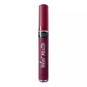 Victoria's Secret Velvet Matte Cream Lip Stain in Shade Seduced, New Sealed